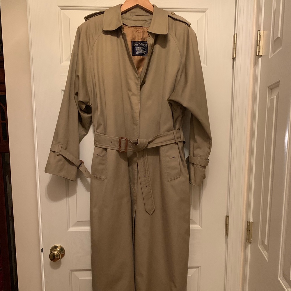 Authentic Vintage Burberry trench coat.